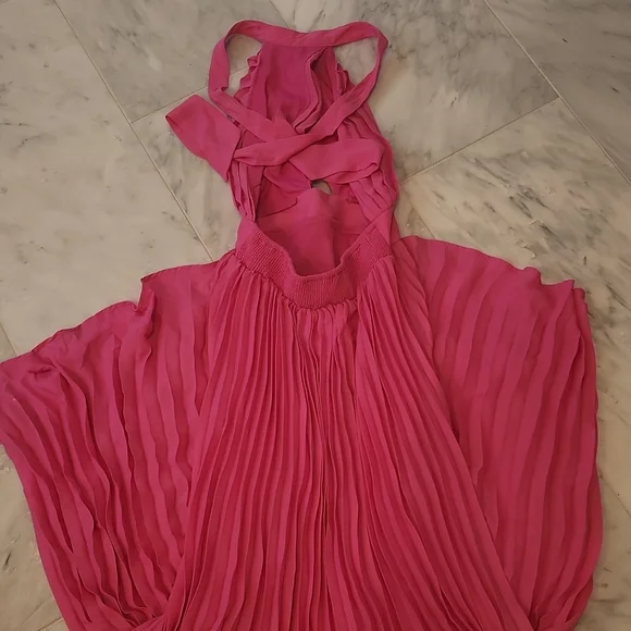 SUNNY GLEAM PINK ACCORDION HALTER MAXI DRESS  - Picture 3 of 4